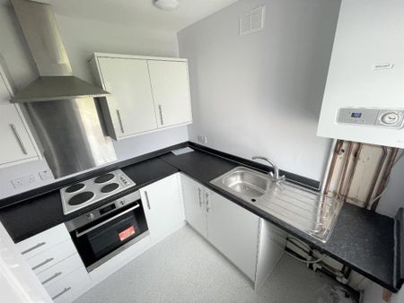 1 bedroom flat to rent - Photo 3
