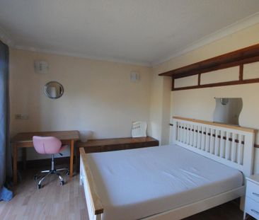 5 bedroom detached house to rent - Photo 5