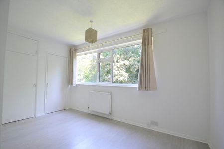 2 bedroom maisonette to rent - Photo 5