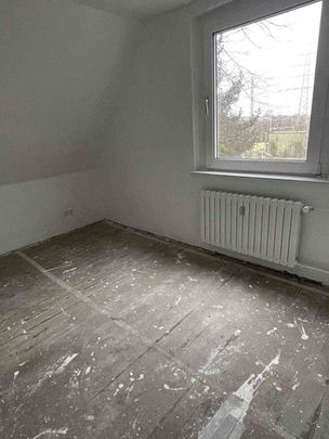 Kleine Dachgeschoßwohnung - Singles aufgepasst - Photo 1