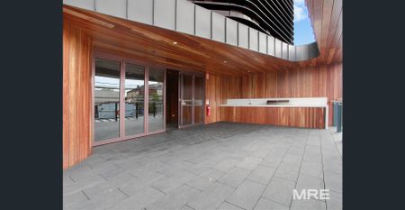 Boutique living in an amazing location. - Photo 5