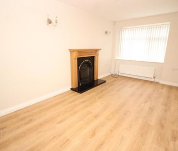 12 Main Street, Glenavy, Crumlin, BT29 4LW - Photo 2