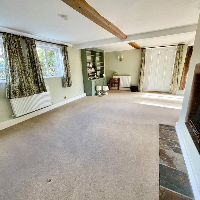 4 bedroom detached house to rent - Photo 1