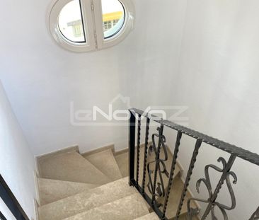Beautiful townhouse in a prestigious gated complex Los Dolc - Photo 3