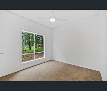 15 Barramundi Street, Macleay Island, Qld 4184 - Photo 4