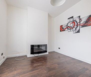 21 Malone Place, Belfast, BT12 5FD - Photo 1