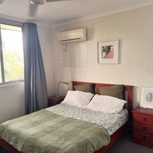 2-bedroom shared own room, Queen Street - Photo 2