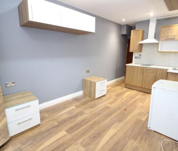 The Ridge, PURLEY - Photo 5