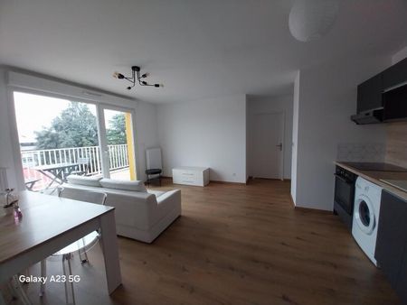Location Appartement 3 Pièces 58 m² - Meublé - Photo 3