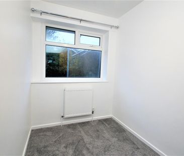 Ramshead Crescent, Leeds - Photo 2