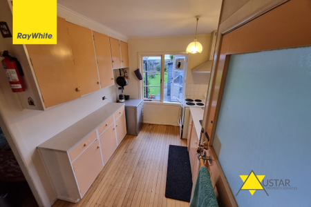 111 Flanshaw Road, Te Atatu South - Photo 5