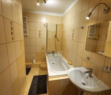 3 pokoje z balkonem i możliwością parkowania auta - Zdjęcie 2