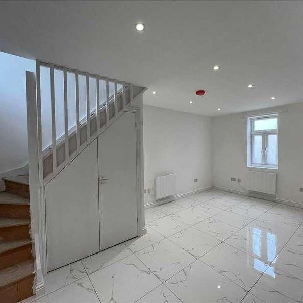 Stanhope Road, Gravesend, DA10 - Photo 1