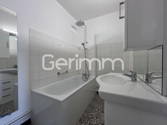 Location Appartement 4 pièces 80,92 m² - Photo 1