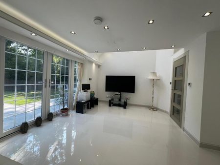 1 bedroom semi-detached house to rent - Photo 4