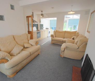 2 bedroom terraced house to rent - Photo 5
