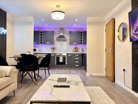 4 Bed End Terrace, Colwyn Road, LS11 - Photo 3