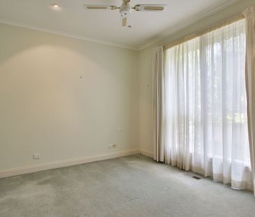 6 Clark Street, Sandringham. - Photo 5