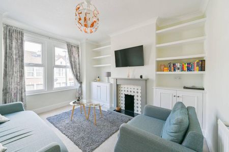 4 bedroom maisonette to rent - Photo 2