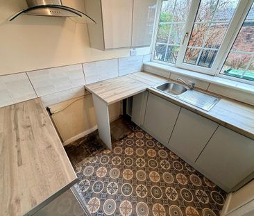 2 bedroom terraced house to rent - Photo 5