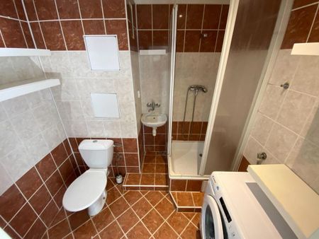 Pronájem bytu 1+1 28 m2 - Fotografie 5