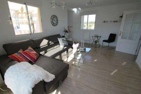 ATICO DE CORTA ESTANCIA EN ALBIR - Photo 3