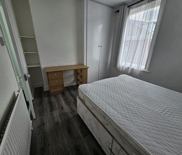 3 bedroom house to rent - Photo 3