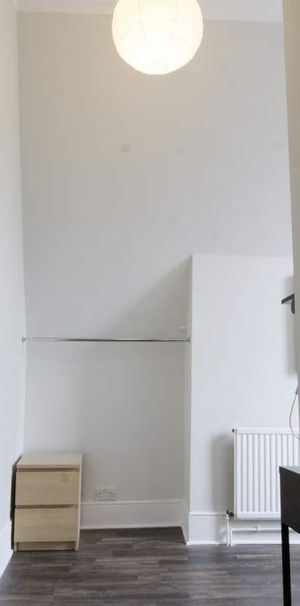 Single room available in Battersea Park – available now! - Photo 1