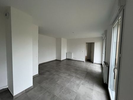 Location appartement 3 pièces, 63.00m², Ozoir-la-Ferrière - Photo 2