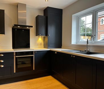 7 Old Quarry Close - Photo 3