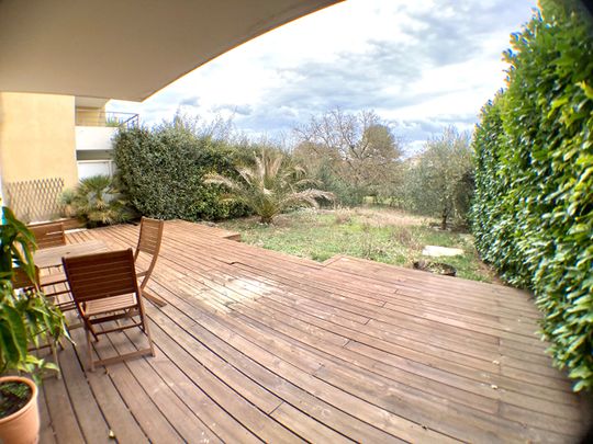 T3 RDJ DURANNE BASSE AVEC TERRASSE, JARDIN ET GARAGE, - Photo 1