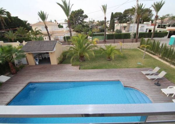 Villa de lujo en Cabo Roig.