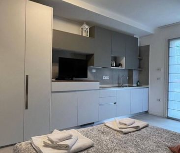 Monolocale nuovo con posto auto in Via Sabotino - Foto 3