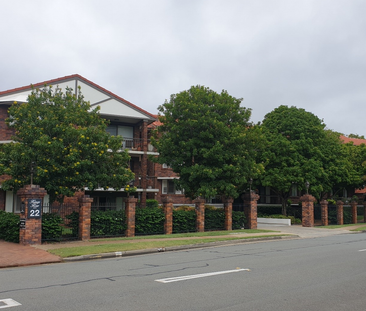 Unit 25, 22 Commodore Drive, Surfers Paradise, QLD - Photo 1