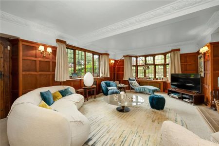 5 bedroom detached house to rent - Photo 2