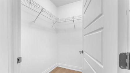 For Lease - 1975 Fountain Grass Drive Unit# 402, London South, Ontario - Photo 4