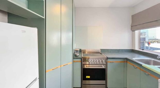 Lovely 2-bedroom home on the city end of Mt cook with garage. - Photo 1