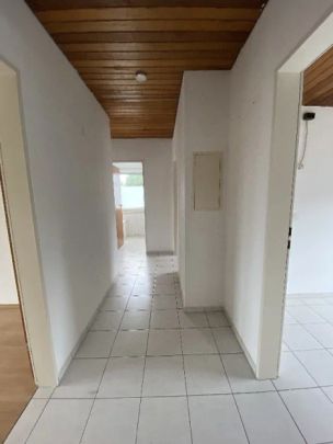 Kaarst, gemütliche 3-Zimmer-DG-Wohnung mit schönem Ausblick und Gartennutzung! MAX. 2Personen! - Foto 1