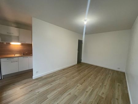 Location Appartement 1 pièce 21m² RENNES 35700 - Photo 2