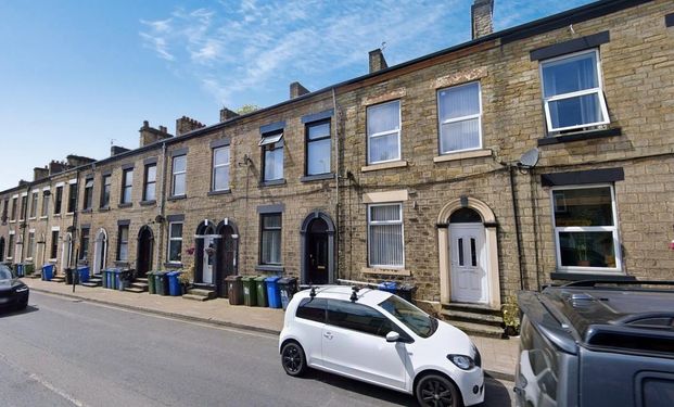 1 bedroom house of multiple occupation to rent - Photo 1