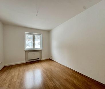Helle 4-Raum Wohnung im Zentrum von Gelenau - Photo 3