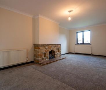 4 bedroom detached house to rent - Photo 1