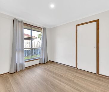 Low-Maintenance Living in Werribee!! - Photo 3