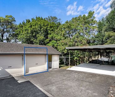 TWO BEDROOM UNIT IN SMALL COMPLEX - Photo 2