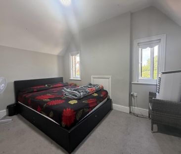 3 bedroom detached house to rent - Photo 3