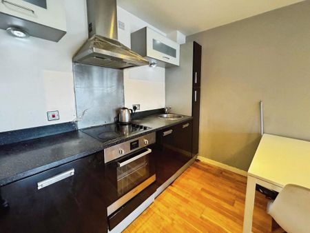 2 bedroom flat to rent - Photo 5