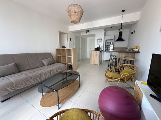 Location Appartement 2 pièces 43m² LA ROCHELLE 17000 - Photo 1