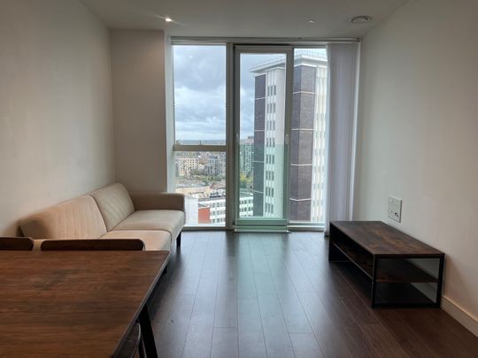 Saffron Square, Croydon - Photo 1