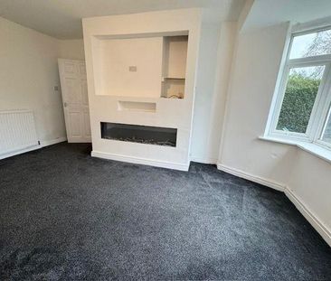 2 bedroom end of terrace house to rent - Photo 2