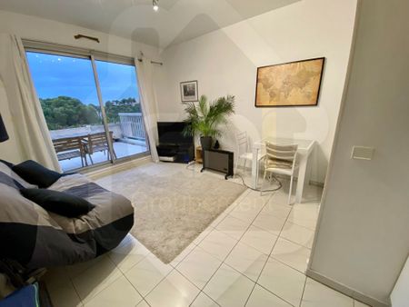 A LOUER - STUDIO MEUBLE 22M2 VU MER - Carry-le-Rouet, - Photo 2
